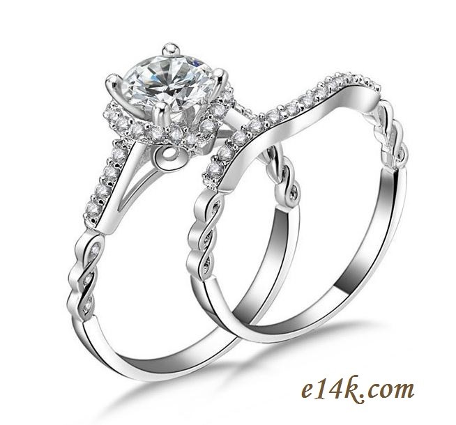 Elegant Sterling Silver 1ct Round Brilliant Antique Inspired Engagement ring with Matching Wedding Band - Product Image